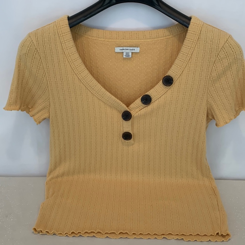 American Eagle Yellow Gold Blouse Size M